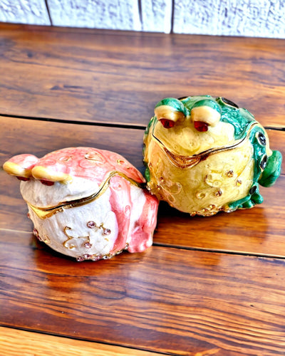 Cutie decorativă elegantă „Żabi Skarb” pentru cadou personalizat, cu opțiune de gravare