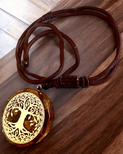 Amulet „Drzewo Życia” cu ochi de tigru, colier cadou cu personalizare gravată