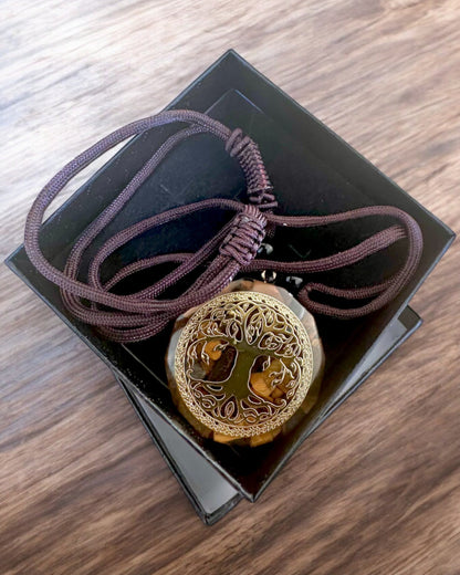 Amulet „Drzewo Życia” cu ochi de tigru, colier cadou cu personalizare gravată