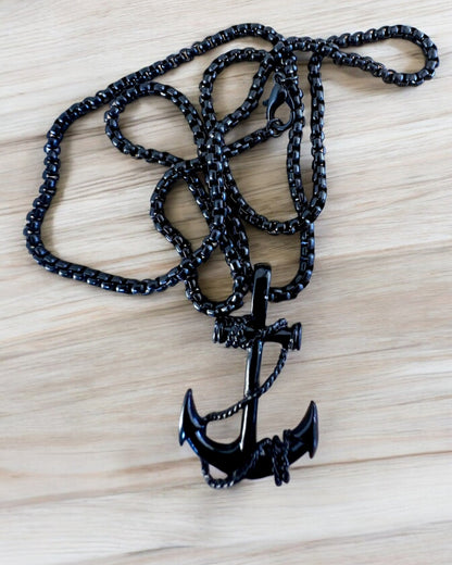 "Kotwica Determinacji - Amulet Morski", náhrdelník, možnost personalizace gravírováním jako dárek, 3 varianty na výběr