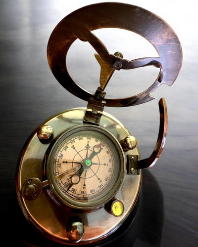 Captain's Compass "Explorer 2" - personalization option with engraving for a gift, 2 color variants to choose from