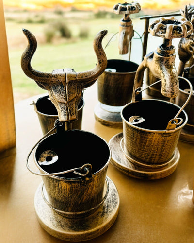 Stilinga metalinė peleninė „Rustic Charm“ 19-23 cm aukščio, 8 variantai pasirinkimui, graviravimas pagal pageidavimą