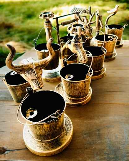 Stilinga metalinė peleninė „Rustic Charm“ 19-23 cm aukščio, 8 variantai pasirinkimui, graviravimas pagal pageidavimą