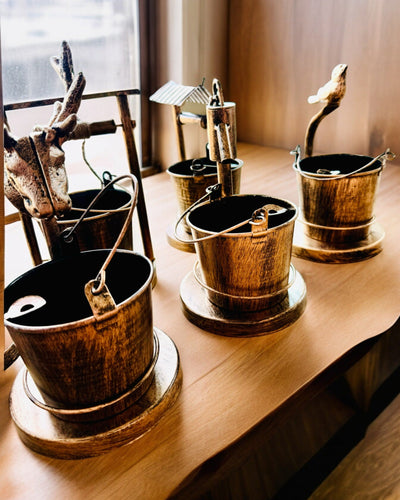 Stilinga metalinė peleninė „Rustic Charm“ 19-23 cm aukščio, 8 variantai pasirinkimui, graviravimas pagal pageidavimą