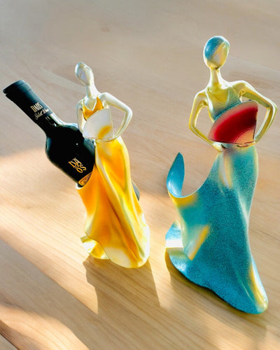 Elegants pudeles statīvs - Dāmas statuja - personalizācija ar gravējumu, 2 varianti pēc izvēles