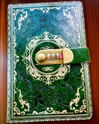 Ekskluzīvs Ādas Piezīmju Bloks "Sekretnik" A5 ar Ciparu Slēdzeni - personalizācija ar gravējumu