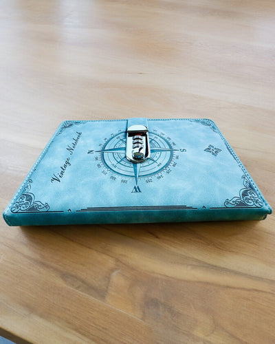 Slepenais piezīmju bloks A5 Vintage ar kodu slēdzeni - Izvēlies savu stilu, personalizācija ar gravējumu dāvanai