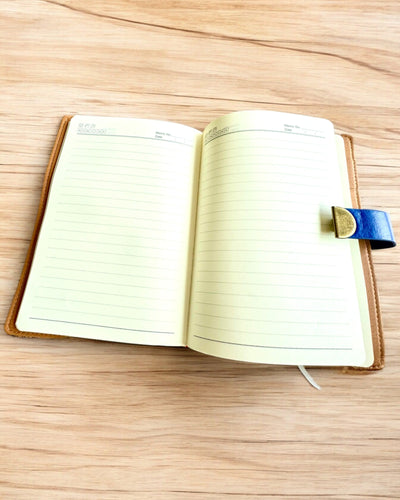 Ekskluzīvs Ādas Piezīmju Bloks "Sekretnik" A5 ar Ciparu Slēdzeni - personalizācija ar gravējumu