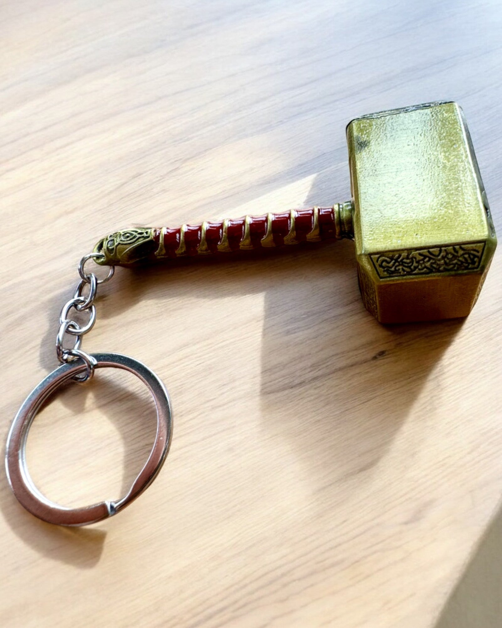 Martelo Viking - Porta-chaves e abre-garrafas num só - Premium, possibilidade de personalização com gravação