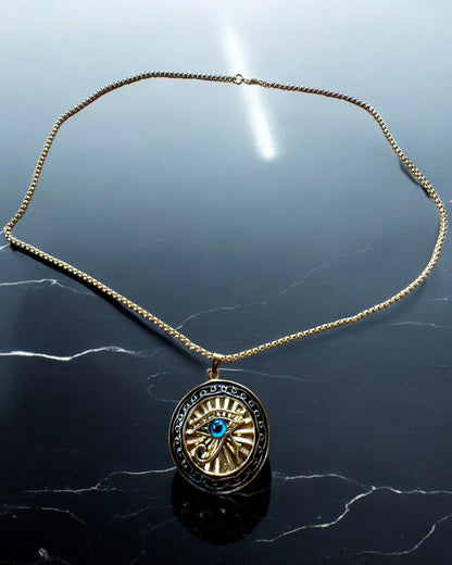 Amulet "Oko Horusa" - Elegancija i zaštita, mogućnost personalizacije gravurom za poklon