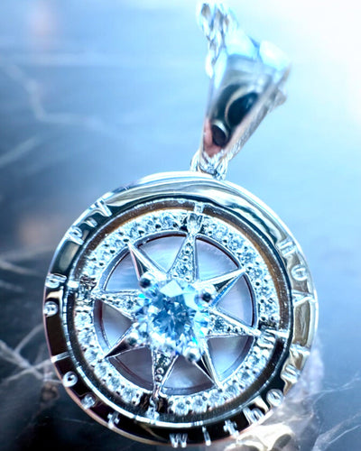 Compass Necklace "Star Direction", customizable with engraving, 2 color variants available