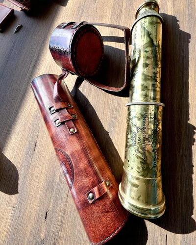 Royal Spyglass "Voyager 1818" – Exclusive, Brass, 83 cm, Handcrafted, Genuine Leather Case – Collector's Edition, Customization with Engraving for Gift