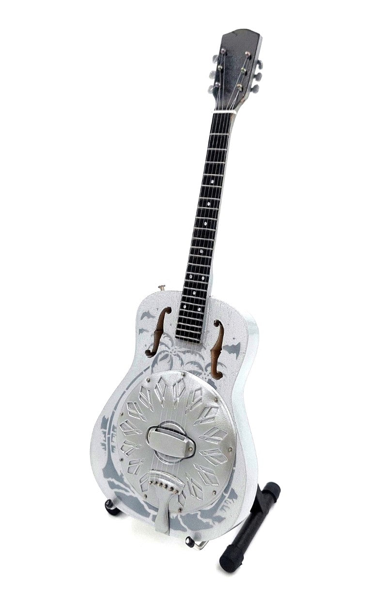Mini kytara MGT-0901 ve stylu M. Knopflera