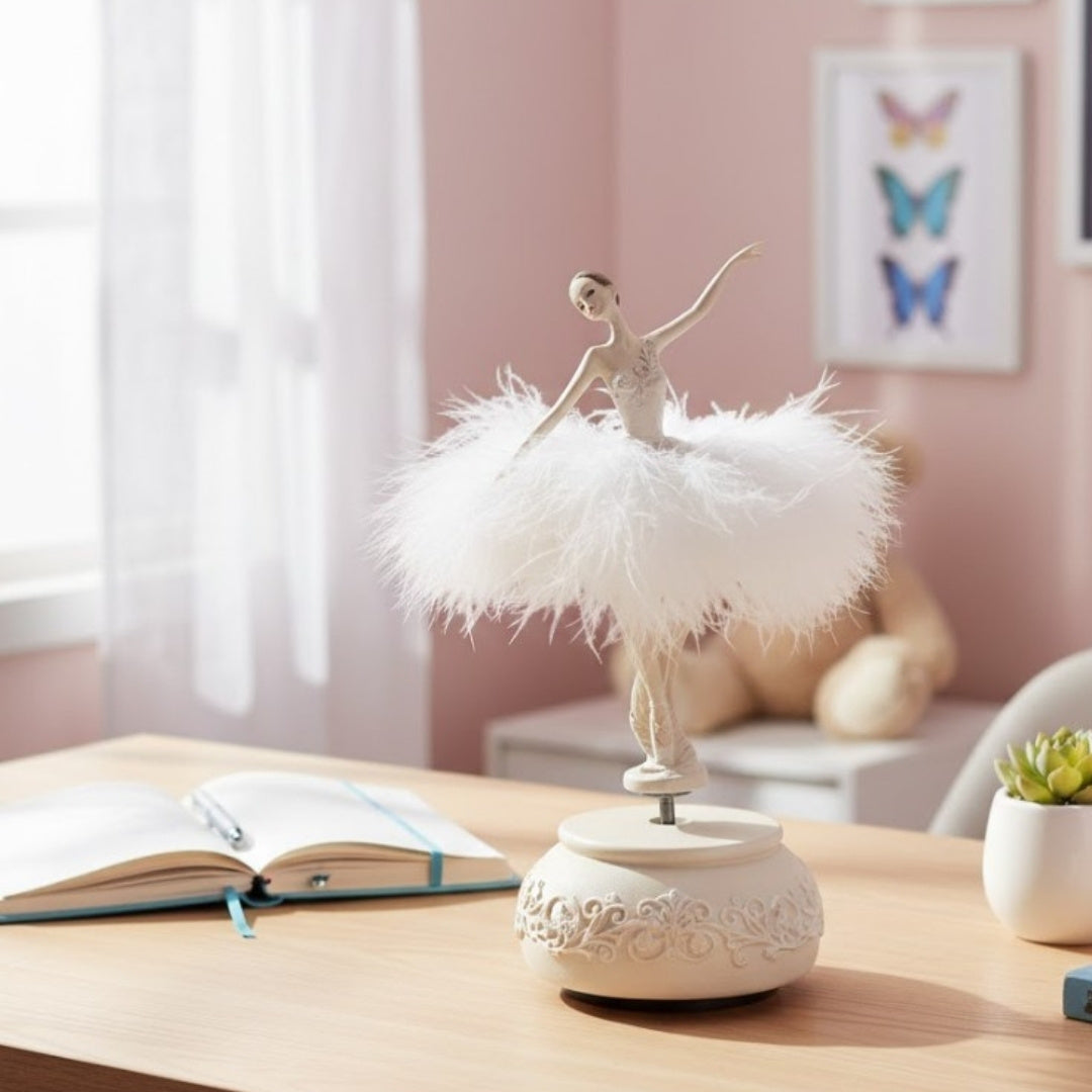 Snow Queen Ballerina Music Box, Moving, 23,5 cm – MP-19009