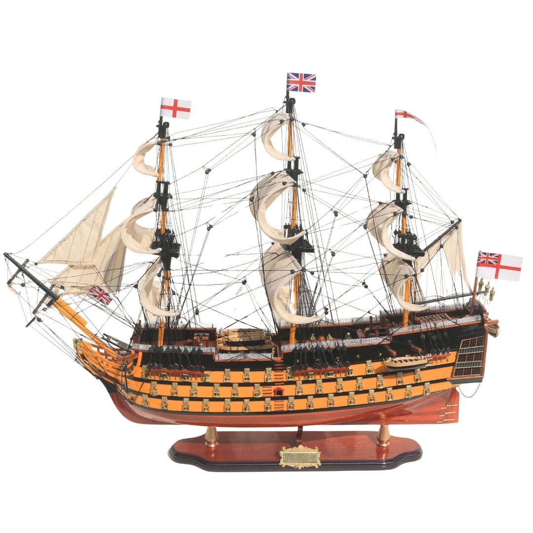 Sestavený model plachetnice HMS Victory 80cm s možností personalizace gravírováním - exkluzivní dekorace jako dárek, ručně vyrobená z exotického dřeva, vysoká kvalita a pečlivé zpracování detailů