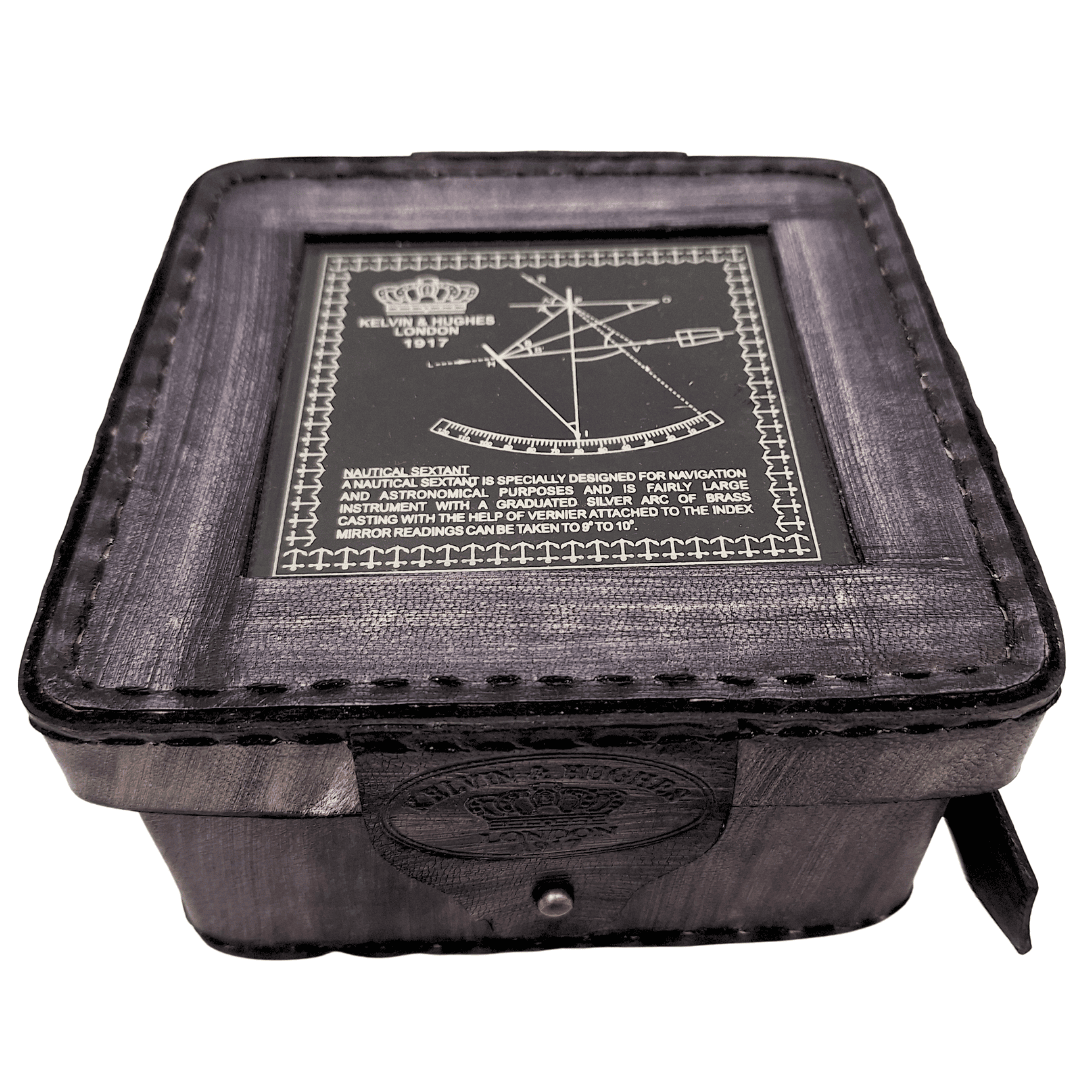 Mosazný sextant v koženém pouzdře – ST003