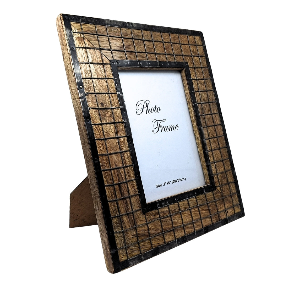 Wooden Photo Frame - photo size 13 x 18 cm - A-1639