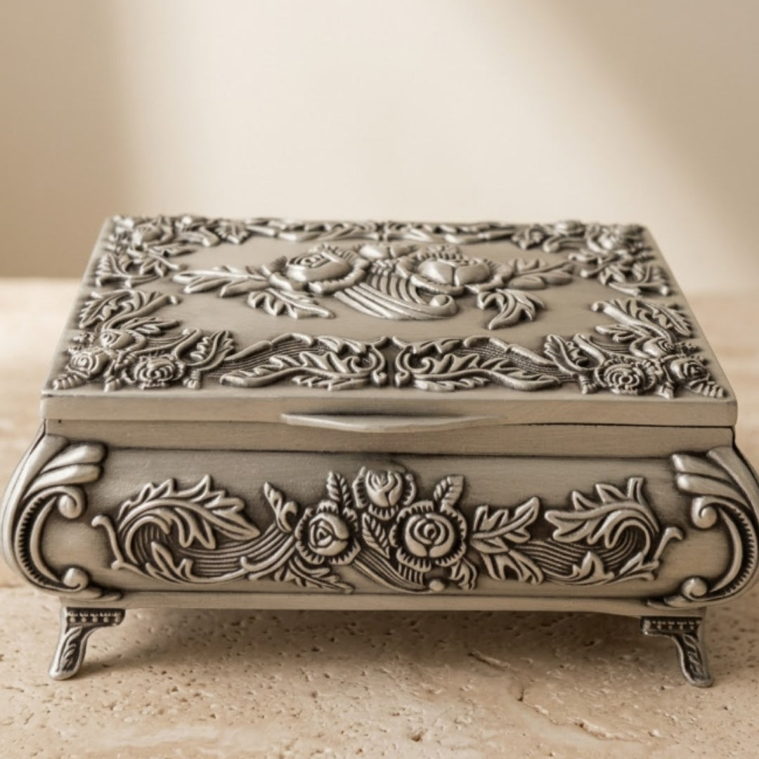 Casetă metalică decorativă – 2075