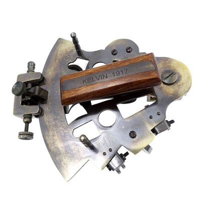 Mosazný sextant v kožené krabičce - NC1514B