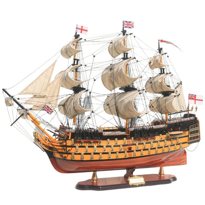 Sestavený model plachetnice HMS Victory 80cm s možností personalizace gravírováním - exkluzivní dekorace jako dárek, ručně vyrobená z exotického dřeva, vysoká kvalita a pečlivé zpracování detailů