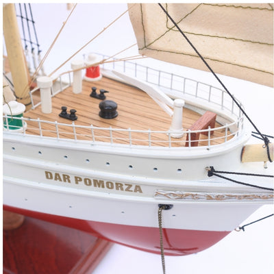 Ekskliuzyvinis burlaivio „Dar Pomorza“ modelis, 82 cm, su galimybe personalizuoti graviruojant