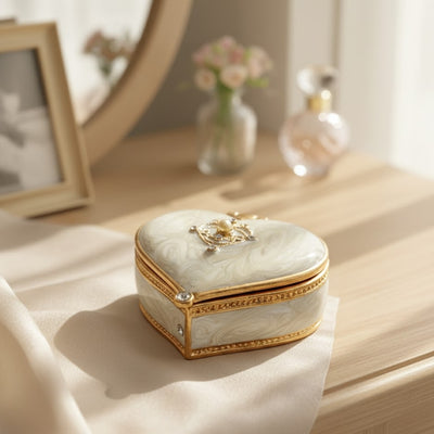 Casetă exclusivistă cutiuță pentru bijuterii inimă cu cristale - B0767-06WH