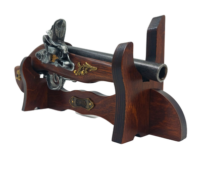 Pistol italian pe suport - replică secolul XVII - 141S