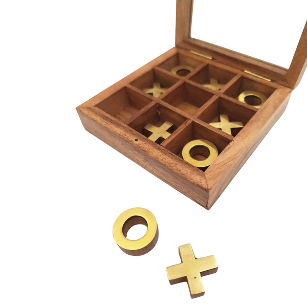 Tic-Tac-Toe in a Box with a Glass Top - DNU-004