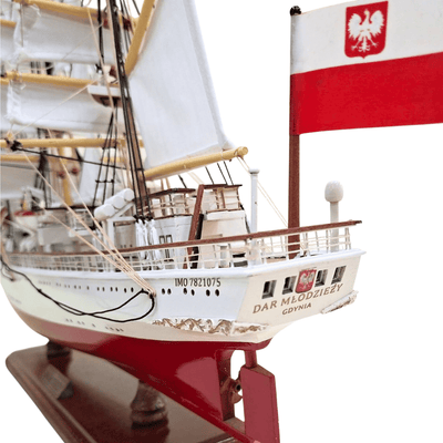 Exclusive XXL 71 cm Dar Młodzieży sailing ship model, with the option of personalization by engraving