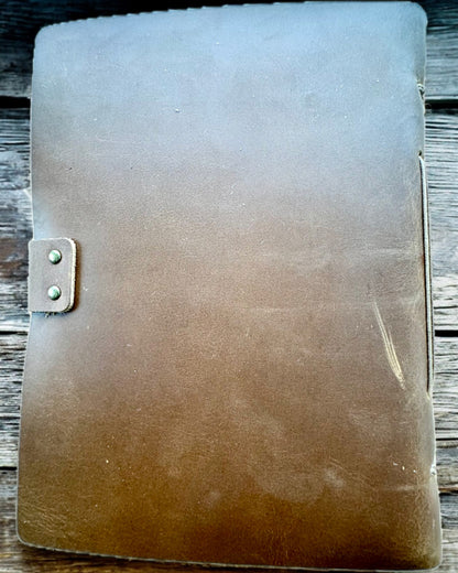 Premium Notebook "RetroNotes" – Elegant Genuine Leather Notebook - 200 pages, 120g, notebook, sketchbook, brown color, engraving personalization
