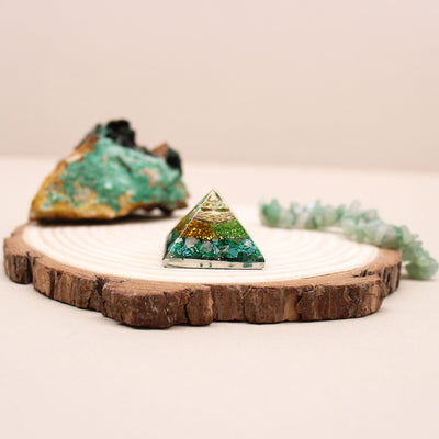 Small Orgonite Pyramid 25mm with Green Gemstones and Copper