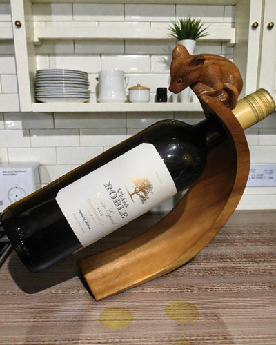 Forest Balance – Carved Balancing Wine Holder with Mouse