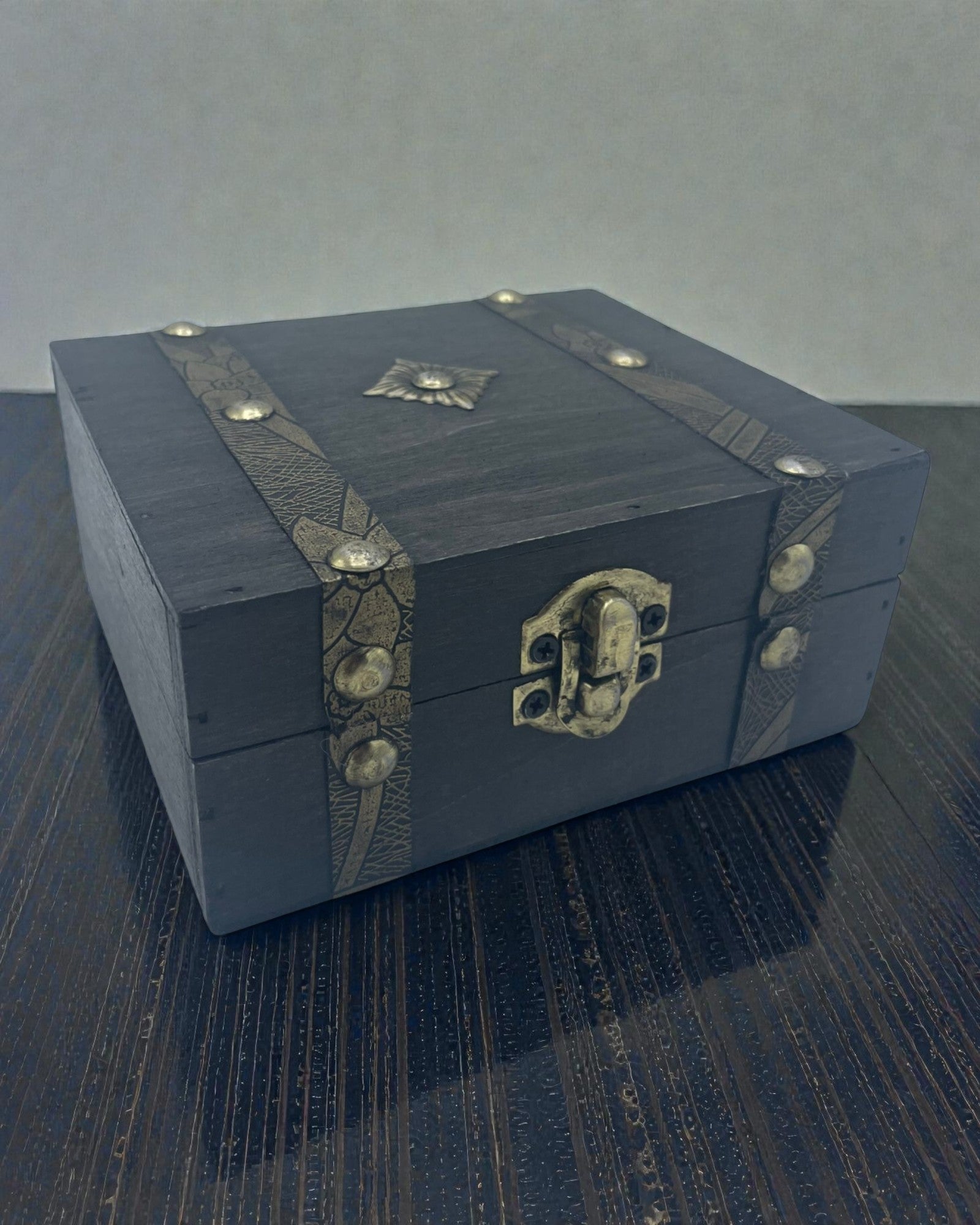 Arca Ceții de ceai – cutie pătrată gri