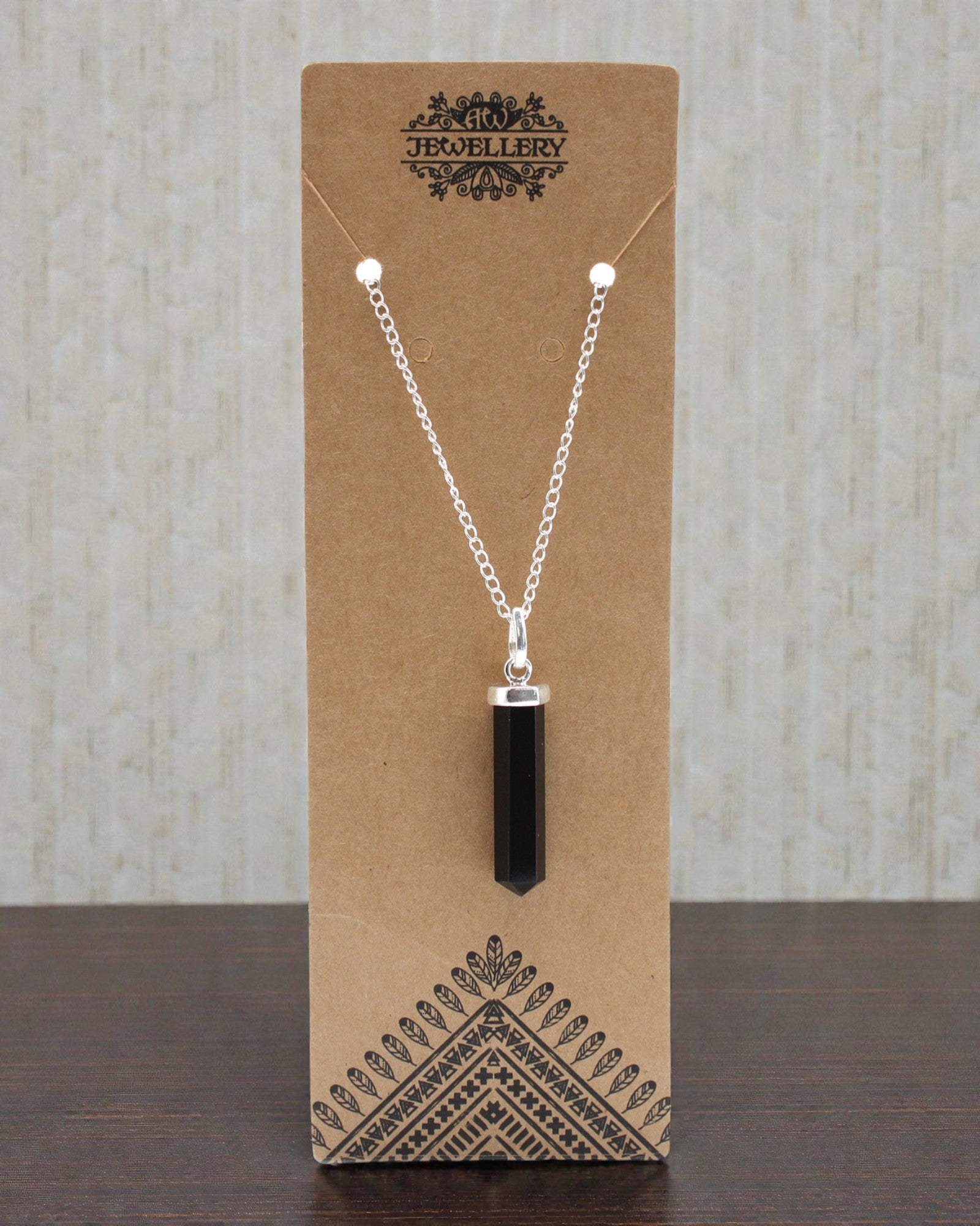 Obsidian Point – Classic Point Pendant Made of Black Agate