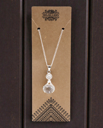 Crystal Hands – Pendant of Healing Hands made of Rock Crystal