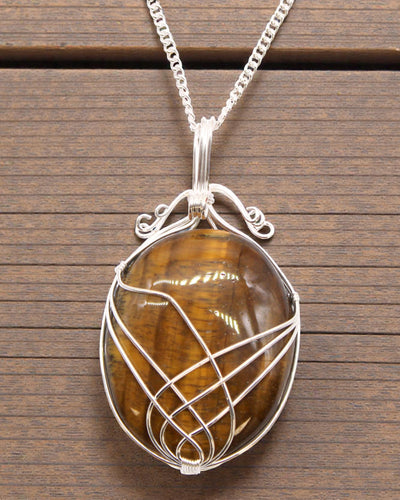 Zawijas Mocy – Ręcznie Oplatany Naszyjnik z Tygrysim Okiem