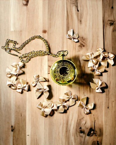 Reloj de Bolsillo Retro Tallado con Mecanismo de Cuerda Manual, color Dorado con Escala Romana y Esfera Luminosa, Estilo Vintage