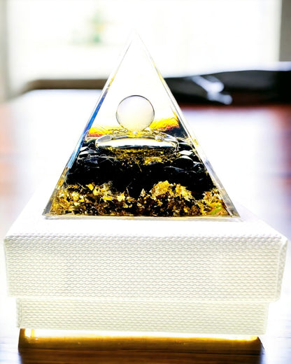 Pirâmide de Orgonite com Obsidiana – Gerador de Energia Chakra, Ferramenta de Meditação Reiki com Pedra Natural