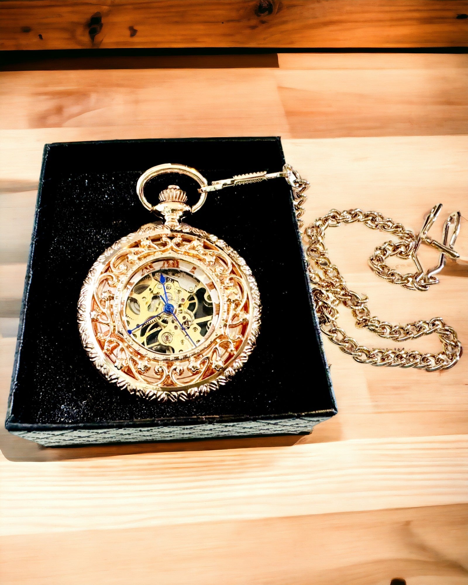 Relógio de Bolso Vintage com Mostrador Transparente e Mecanismo Esqueleto