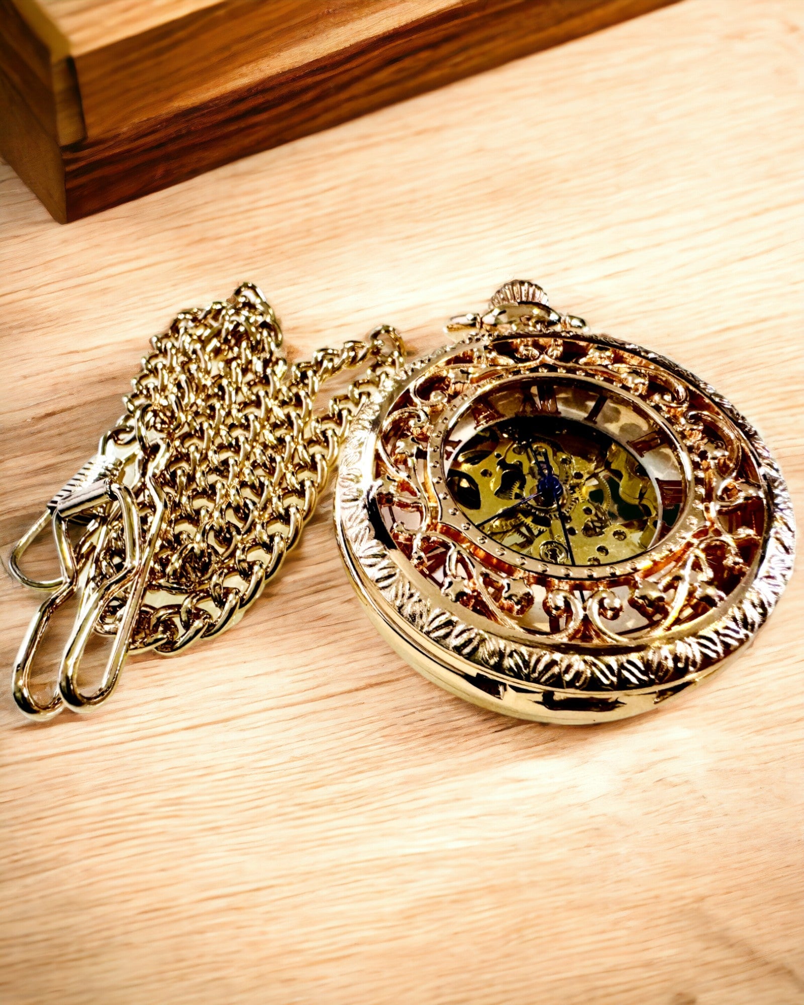 Relógio de Bolso Vintage com Mostrador Transparente e Mecanismo Esqueleto