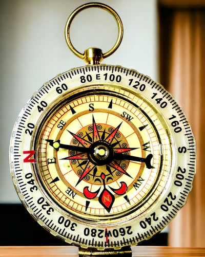 Elegantní sada s kompasem a signální píšťalkou