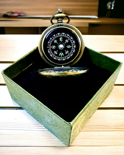 Kompass de Bolsillo Retro con Motivo de Nueva York – Brújula Multifuncional y Elegante con Imagen de la Estatua de la Libertad