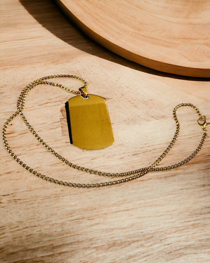 Náhrdelník s Dog Tag "Tři Odstíny Stylu" - Identifikační známka - Elegantní Přívěsek z Nerezové Oceli s Možností Gravírování