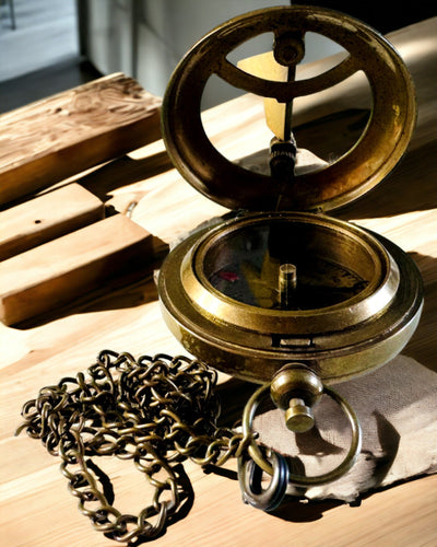 Keliautojo navigacinis kompasas su graviravimu, personalizacija – Indijos amatininkų rankų darbas