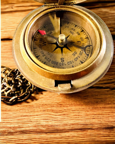 Keliautojo navigacinis kompasas su graviravimu, personalizacija – Indijos amatininkų rankų darbas