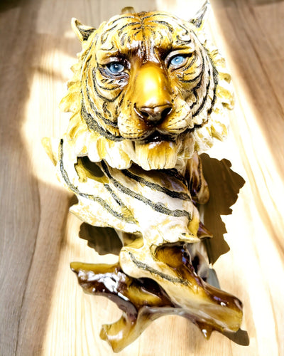 "Tiger King of the Jungle" Statuette with Engraving Option, 29 cm Tall Figurine, Gift Decoration