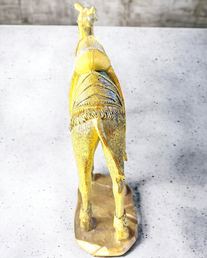 "Desert Wanderer" Statuette - Decorative Resin Camel with Engraving Option