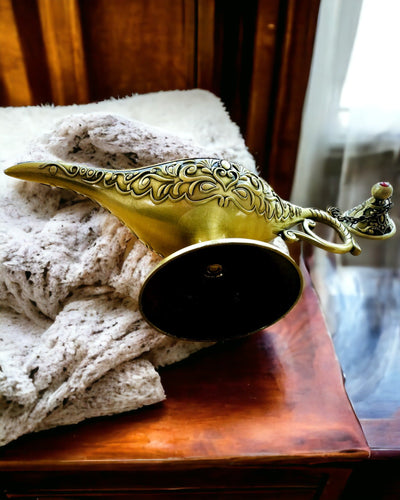 Magic Aladdin Lamp with Engraving Option - Shredded Gold Variant