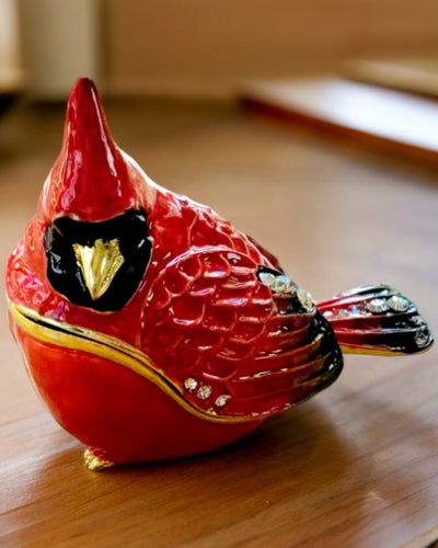 Elegantní šperkovnice ve tvaru kardinála s možností gravírování