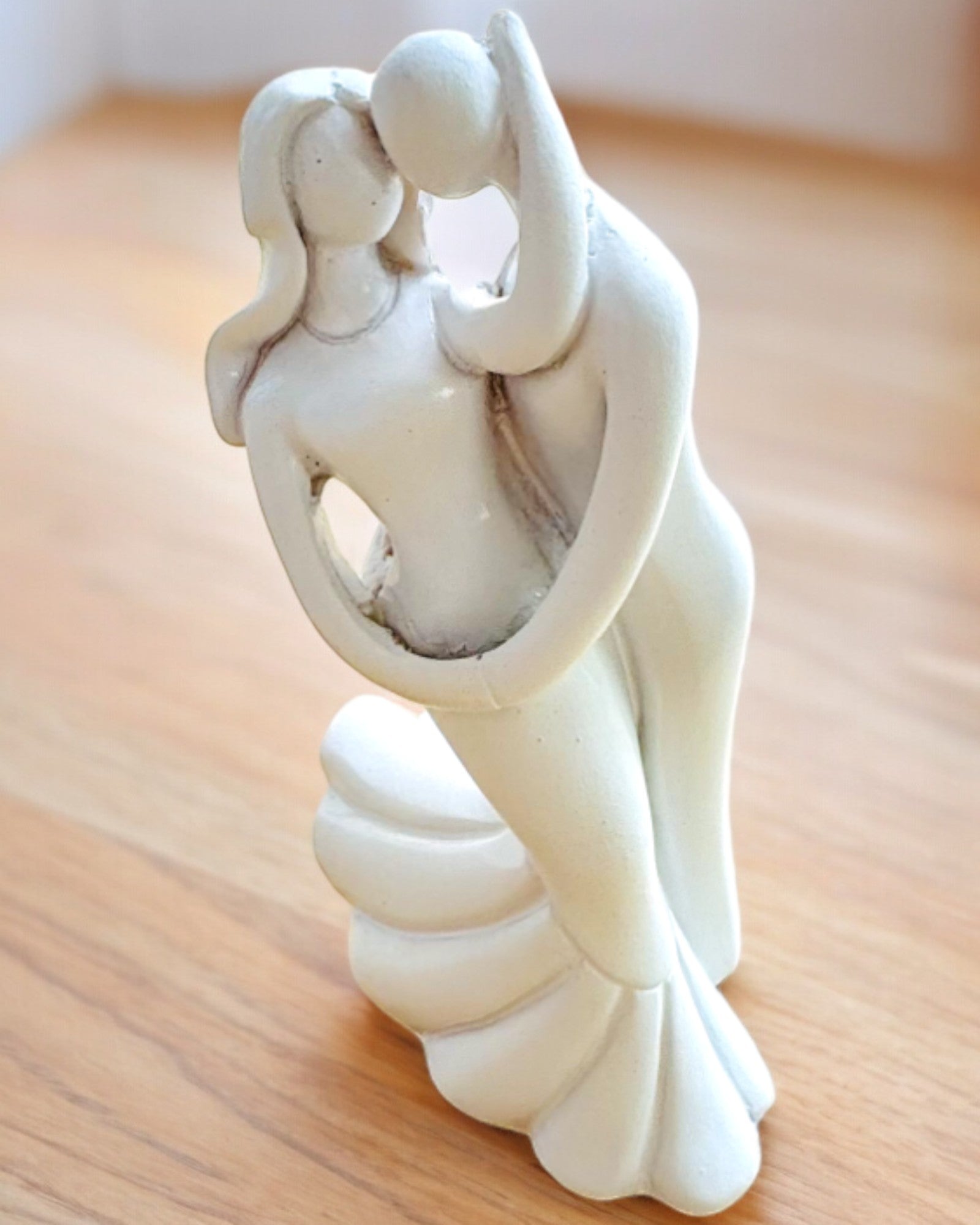 Elegante Conexão - Pequena Estatueta Decorativa com Opção de Gravação - cor branca